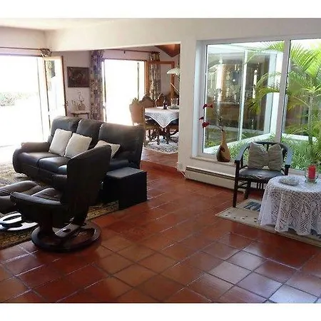 Anastacio Villa Albufeira